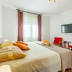 Pula Apartment * プーラ